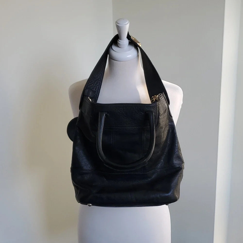 EUC See By Chloe Day Bag In Black Leather - Picture 4 of 16